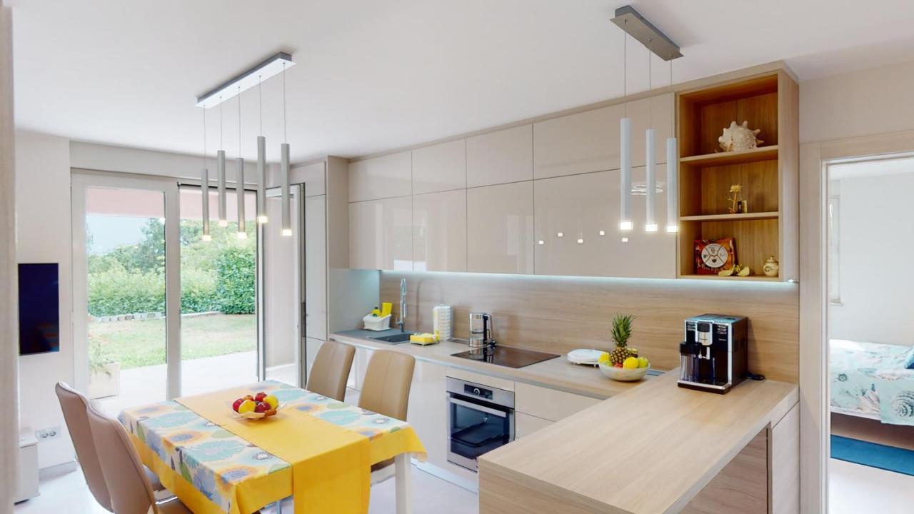 Design Apartment Emerald Viskovo Extérieur photo