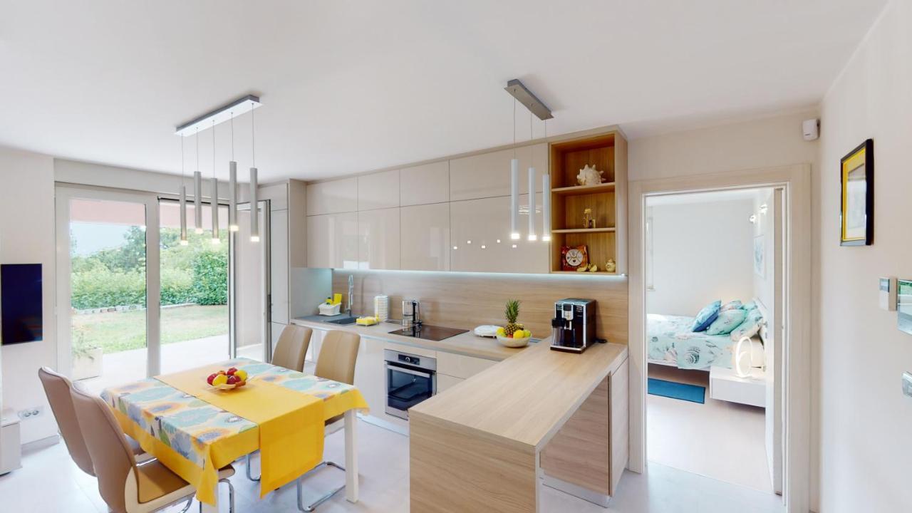 Design Apartment Emerald Viskovo Extérieur photo
